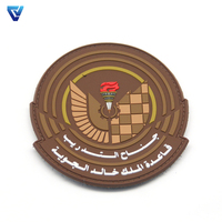 Haute qualité personnalisé 3D transfert de chaleur Uae drapeau Patch Silicone étiquette en relief Logo PVC caoutchouc Patch pour sac à vêtements