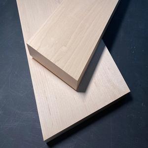 Maderas aserradas de arce duro de calidad superior Diseño tradicional de origen estadounidense Nuestras fábricas Corte fresco Ecológico Resistente al agua 1 año - Product Image 3