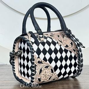 Fashionable Women Luxury Designer Hand-Tooled Leather Speedy Duffel <b>Bag</b> <b>Large</b> Capacity <b>Black</b> & White Checkered Medium Travel <b>Bag</b> - Product Image 1