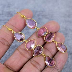 Pendientes de cuatro piedras preciosas de kunzita rosa, pendientes de boda chapados en oro de Plata de Ley 925, Pendientes colgantes de pera hechos a mano para mujer - Product Image 1