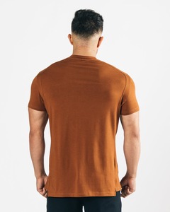 เสื้อยืดผู้ชายผ้าฝ้ายถัก 100% สั่งทำขายส่ง พิมพ์ลายดิจิทัล ระบายอากาศได้ดี แขนสั้น ทรงปกติ น้ำหนัก 180 กรัม ผลิตในปากีสถาน - Product Image 2