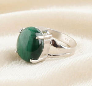 Anillo de Plata de Ley Hecho a Mano en India con Forma de Corazón Romántico y Engaste de Puntas para Fiestas - Product Image 4