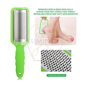 Kit de pédicure multifonction en acier inoxydable avec option de personnalisation de la marque, outils de soin des pieds professionnels durables et portables - Product Image 4