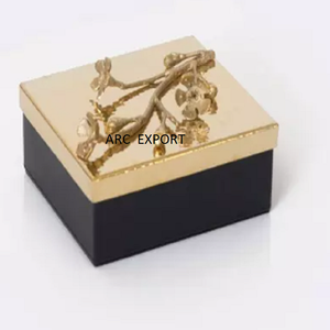 กล่องขนมหวานสุดหรูทำจากโลหะเคลือบผงสีแดงพร้อมฝาสีทองดอกไม้ตกแต่งลวดลายกล่องช็อคโกแลตและขนมหวานแฟนซี - Product Image 2