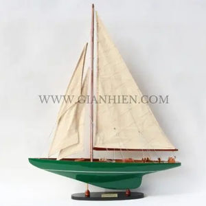 El fabricante de Gia Nhien aprueba el diseño personalizado MOQ bajo TRÉBOL PINTADO VERDE Artesanía de madera modelo barco velero DE MADERA - Product Image 1