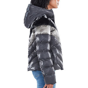 Chaqueta Corta de Invierno Unisex Personalizada OEM, Estilo Urbano, Ecológica, con Calefacción, de Poliéster, con Capucha, Impermeable, Transpirable y Cortavientos con Cierre - Product Image 3