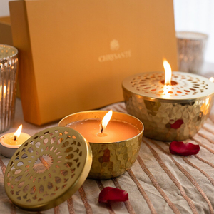 Récipient de bougie métallique tendance avec une belle conception de coupe de diamant de couvercle de conception de fleur sur le pot pour le rendre plus attrayant - Product Image 4