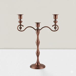 Candelabro de Metal Vintage de Tres Brazos, Plateado a Mano, para Decoración del Hogar y Centros de Mesa para Bodas - Product Image 2