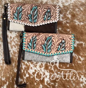 Portefeuille de sculpture usiné à la main Offre Spéciale pochette portefeuille en fourrure de vachette de couleur turquoise élégante portefeuilles en cuir occidental à usages multiples - Product Image 1