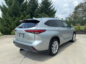รถยนต์มือสอง ปี 2019 รุ่น Highlander SUV สีขาว 7 ที่นั่ง เกียร์อัตโนมัติ ระบบขับเคลื่อนสี่ล้อ ไฟหน้า LED เบาะหนัง ยาง R20 - Product Image 5