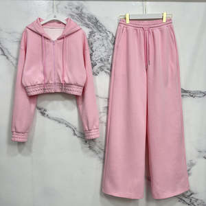 Conjunto corto con capucha suave y cómoda personalizada para mujer, conjuntos de gran tamaño, chándal con hombros caídos, conjunto de ropa de descanso a juego para mujer, chándal - Product Image 1