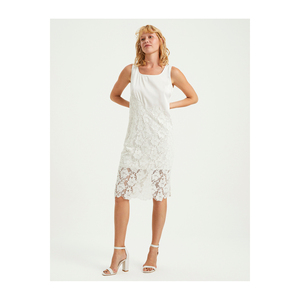 Robe de bal en satin de qualité supérieure pour femmes, ornée de dentelle, provenant de Turquie - Product Image 1