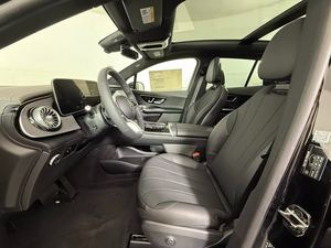 MBENZ EQE 350 4MATIC LUXURY ELECTRIC SUV 2025 d'occasion en excellent état et à prix abordable, toit ouvrant panoramique, sièges en cuir - Product Image 3