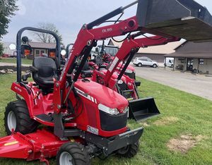 Mini tracteur à roues compact Massey Ferguson GC1715, qualité supérieure, performance durable, livraison rapide disponible dès maintenant - Product Image 2