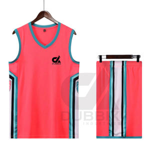 Fabricant pakistanais, faible MOQ, uniforme de basket-ball sans manches en polyester 100% 3D pour hommes, antibactérien, séchage rapide, en vente - Product Image 1