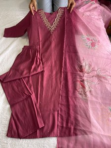 Traje de Salwar de seda de diseñador con trabajo hecho a mano Estilo de moda Vestido largo paquistaní Salwar Kameez Dupatta para funciones de fiesta de boda - Product Image 6