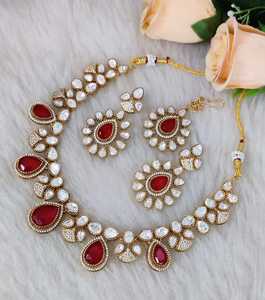 Gargantilla nupcial de Polki de moissanita y Diamante americano de piedra doble de calidad superior con Maang Tikka para mujeres Ideal para bodas - Product Image 1