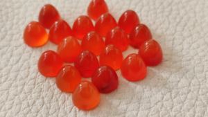 Vente en gros directe d'usine de cabochon de cornaline orange élégante pierre précieuse de quartz naturel pierres précieuses en vrac en forme de balle lisse - Product Image 2