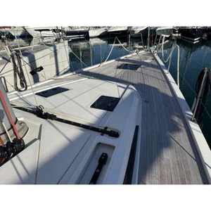 Camas Tapizadas Italia 14.98 con Elegante Diseño Italiano para un Sueño Confortable - Product Image 4