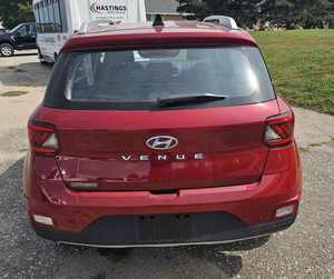 Hyundai Venue SEL Sport 2023 Usado en Buen Estado - Product Image 6