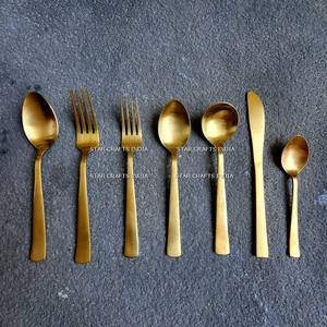 Personalizado hecho a mano regalo de Navidad forjado a mano de acero damasco cuchillo de cocina conjunto de cuchillos al por mayor y personalizar - Product Image 2