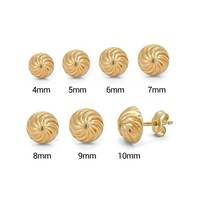 Pendientes de Oro Amarillo de 14K con Cierre de Mariposa, Diseño Clásico Tallado, Oro Reciclado Ecológico para Mujer, Uso Diario