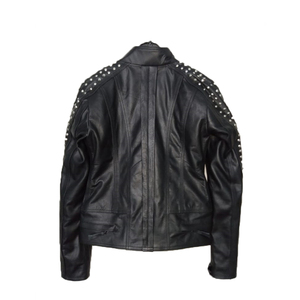 Veste en cuir véritable pour femmes la plus vendue courte fabriquée en usine pour l'automne et l'hiver décorée de boutons respirants - Product Image 4