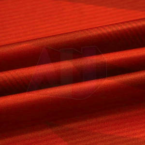 ชุดฟุตบอลโพลีเอสเตอร์ 100% ทนทาน สวมใส่สบาย น้ำหนักเบา ระบายอากาศได้ดี ออกแบบมาเพื่อการฝึกซ้อมและการแข่งขันที่มีความเข้มข้นสูง - Product Image 5