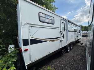 Autocaravana Keystone RV O-u-t-b-a-c-k 312BH usada del 2012, lista para vender - Product Image 5