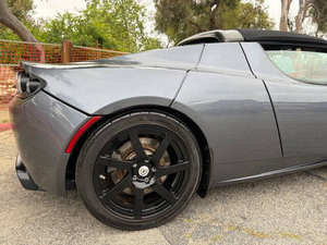 Tesla Roadster Base 2008, modèle standard, 2 portes, cabriolet - Product Image 4