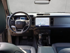 NUEVO Bronco 2025 de 6 Cilindros y 2.7L de Potencia - 246kW (334hp) 4x4 Combustible-Gasolina Euro6d Transmisión Automática Volante a la Izquierda - Product Image 2