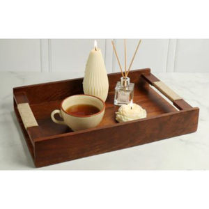 Plateau à dessert élégant pour la maison Plateau en bois au design unique avec poignées en métal noir pour le service à l'hôtel - Product Image 1