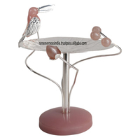 Présentoir à dessert sur pied en métal et résine, motif lotus classique sculpté, plaqué argent, design élégant, idéal pour les fêtes, les cadeaux et l'usage domestique