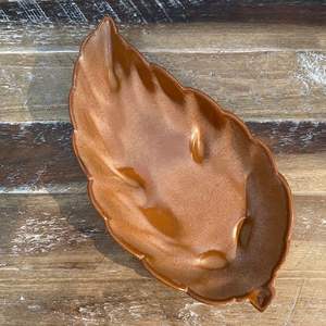 จานและชามไม้ทำด้วยมืออุปกรณ์สำหรับโรงแรมแผ่นและถาดไม้ธรรมชาติสำหรับร้านอาหารขายส่ง - Product Image 5