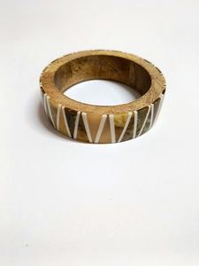 Brazalete ancho grueso de madera Natural hecho a mano étnico tallado flor declaración pulsera mujer Vintage joyería de madera - Product Image 4