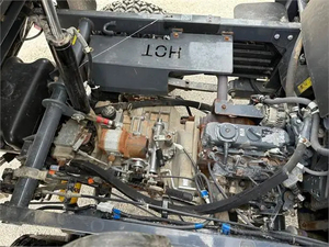 รถอเนกประสงค์ 2 ที่นั่ง 800 ซีซี 1000 ซีซี ขับเคลื่อน 4 ล้อ รุ่นปี 2016 JOHN DEER GATOR XUV 835 สำหรับใช้งานในฟาร์ม พร้อมเครื่องยนต์ ปั๊ม และระบบตรวจสอบระยะไกล มีขาย - Product Image 6