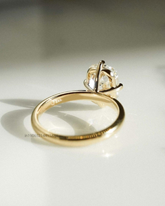 2,96 Ct Old Mine Cut Cushion Moissanite Anillo de compromiso solitario alargado para su anillo de moissanita clásico - Product Image 3