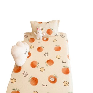 Automne et hiver classe a housse de matelas en molleton de lait de qualité maternelle et infantile épaissi chaud entièrement enveloppé lavable en Machine - Product Image 1