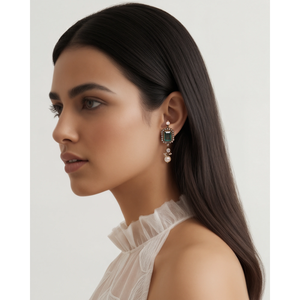 Pendientes de Diamantes y Esmeraldas Noor Jahan - Product Image 1