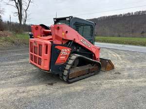 รถตักล้อยาง Kubota SVL75.2 มือสองสมรรถนะสูง พร้อมบุ้งกี๋ สำหรับงานก่อสร้างในฟาร์มและการขนย้ายวัสดุก่อสร้าง - Product Image 3