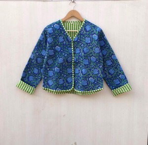Chaqueta acolchada de Tela con estampado de bloque de mano indio, kimono corto para mujer, abrigo de flores blancas de nuevo estilo, regalo para ella - Product Image 3
