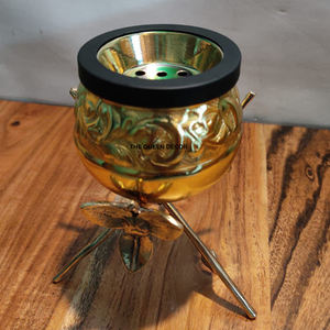 Nouveau design de brûleur d'encens Mubkhar brûleur d'encens et bol en métal doré Bakhoor de luxe arabe moyen-orient - Product Image 1