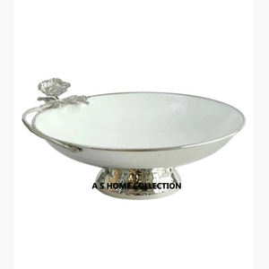 Premium Quality Metal Decorative <b>Bowl</b> Trending Design Silver Color Dessert Chocolate <b>Serving</b> <b>Bowl</b> for Hot Selling - Product Image 1