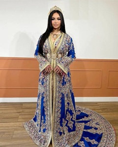 2025 @ Designer Broderie sur robe caftan traditionnelle algérienne bleu royal avec perles de verre en cristal embellies, Dabka, travail de perles - Product Image 1