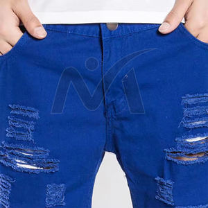 Pantalones cortos de mezclilla cómodos para todo el día para hombre, ajustados elásticos con dobladillo deshilachado vintage de estilo desgastado y lavado azul oscuro - Product Image 5