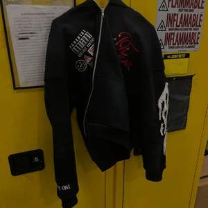 Sweat-shirts décontractés pour hommes en hiver, couleur unie, coupe régulière, 100% coton, polaire respirant, écologique, séchage rapide, avec poche - Product Image 1