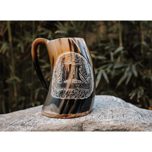 Authentique tasse en corne de style viking fait à la main pour bière hydromel ou bière cadeau parfait pour les amateurs d'histoire et médiévaux - Product Image 6