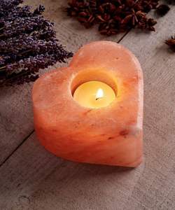 Vente en gros 100% Bougeoir en forme de cœur rose naturel Pot en cristal fait à la main avec sel brillant sculpté avec fil Artisanat au meilleur prix - Product Image 5