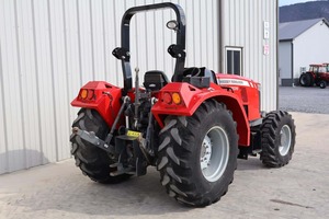 รถแทรกเตอร์มือสองขายดี สภาพสมบูรณ์แบบ รถไถนาขนาดเล็ก Massey Ferguson 4709 95 แรงม้า ระบบขับเคลื่อนสี่ล้อ - Product Image 2