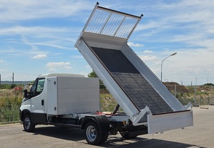 Camionnette utilitaire légère 2019 d'occasion, modèle Iv eco Daily 35C15, Diesel, Manuelle, 4X2, Double cabine, Euro 6 - Product Image 2